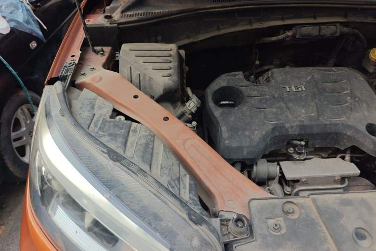 Used MG GS 2015 1.5TGI TST Luxury Edition Engine Bay Right