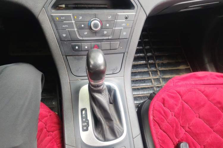 Used MG GS 2015 1.5TGI TST Luxury Edition Gear Lever
