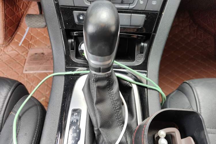 Used MG GS 2015 1.5TGI TST Luxury Edition Gear Lever
