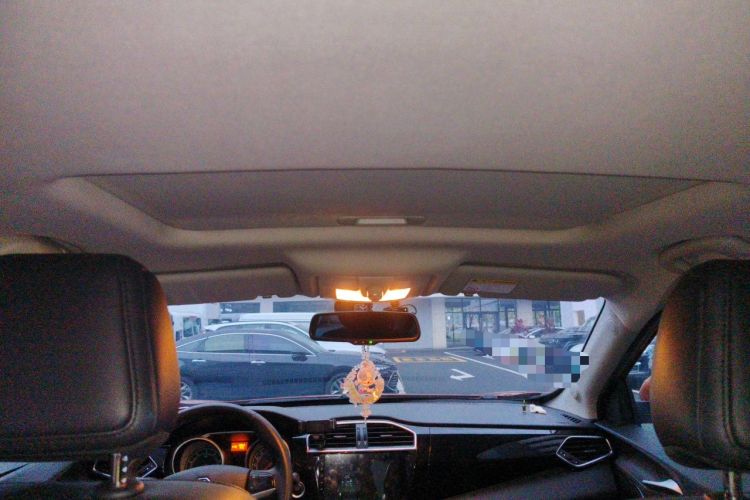 Used MG GS 2015 2.0TGI TST Luxury Edition Headliner