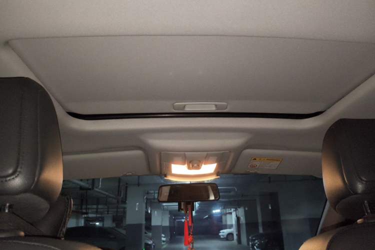 Used MG GS 2015 1.5TGI TST Luxury Edition Headliner