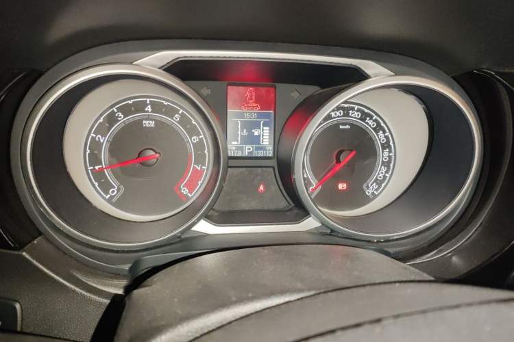 Used MG GS 2015 2.0TGI TST Luxury Edition Instrument Cluster