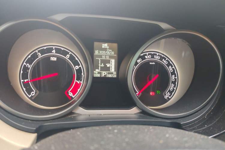 Used MG GS 2015 1.5TGI TST Luxury Edition Instrument Cluster