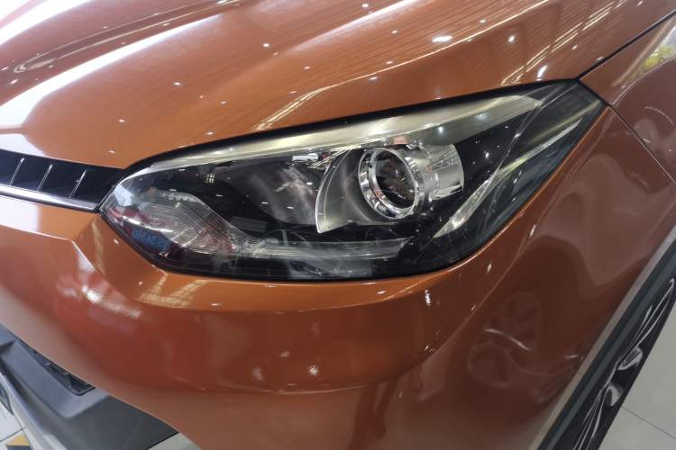 Used MG GS 2015 2.0TGI TST Luxury Edition Left Front Headlight