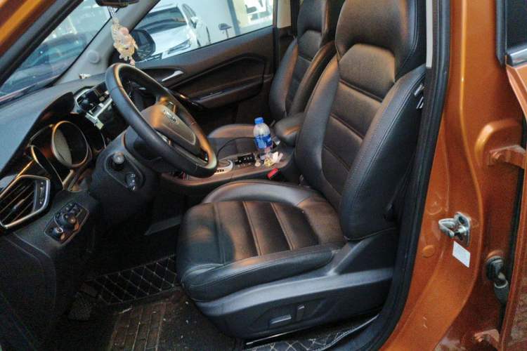 Used MG GS 2015 2.0TGI TST Luxury Edition Left Front Seat