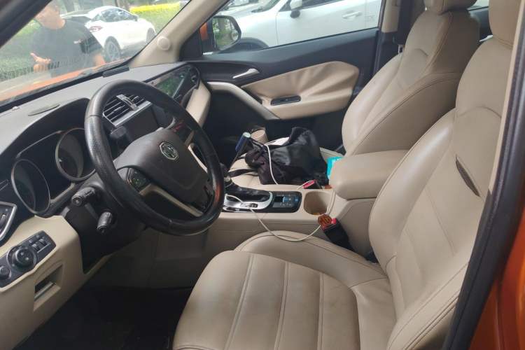 Used MG GS 2015 1.5TGI TST Luxury Edition Left Front Seat