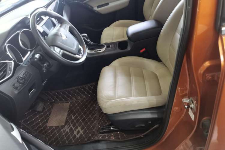 Used MG GS 2015 2.0TGI TST Luxury Edition Left Front Seat
