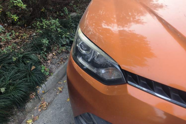 Used MG GS 2015 1.5TGI TST Luxury Edition Right Front Headlight