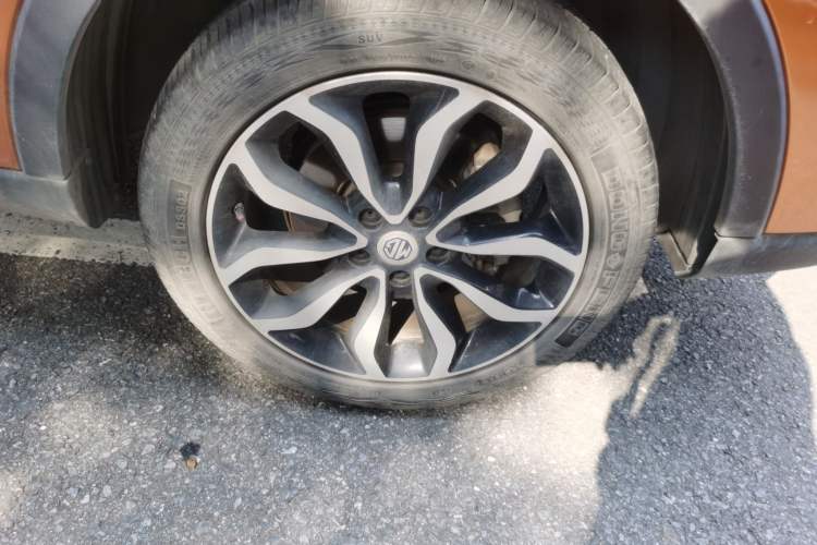 Used MG GS 2015 1.5TGI TST Luxury Edition Right Front Wheel Hub