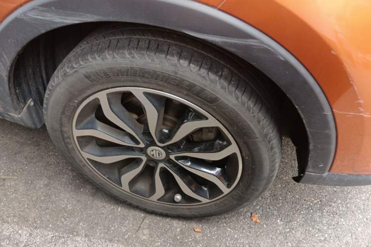 Used MG GS 2015 1.5TGI TST Luxury Edition Right Front Wheel Hub