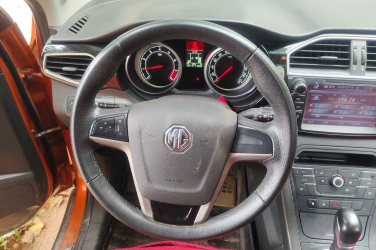 Used MG GS 2015 1.5TGI TST Luxury Edition Steering Wheel