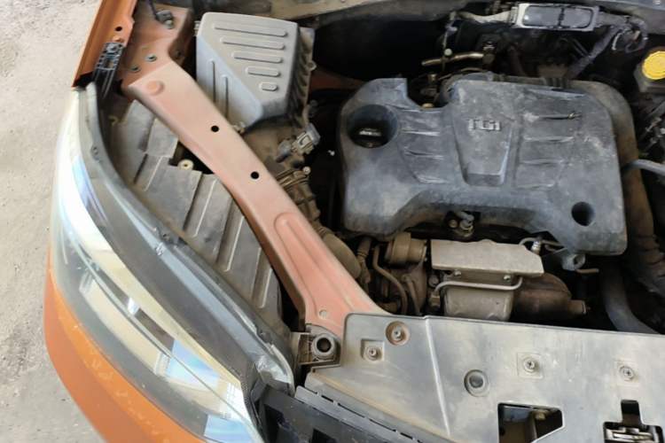 Used MG GS 2015 1.5TGI TST Elite Edition Engine Bay Right