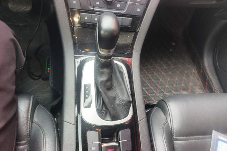 Used MG GS 2015 1.5TGI TST Luxury Edition Gear Lever