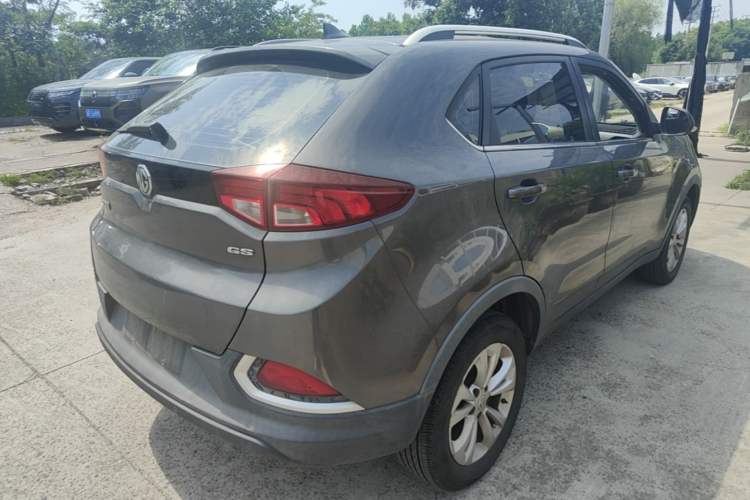 Used MG GS 2015 1.5TGI TST Elite Edition Rear Right 45 Deg