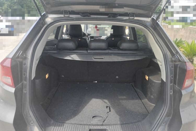 Used MG GS 2015 1.5TGI TST Elite Edition Trunk