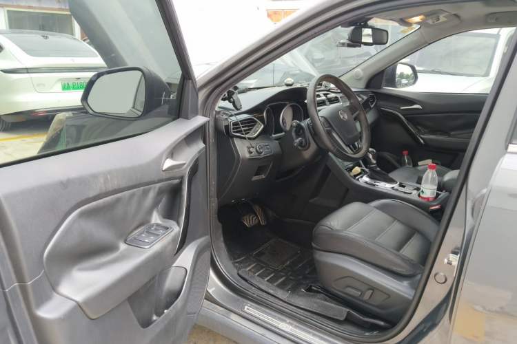 Used MG GS 2015 2.0TGI TST Four-Wheel Drive Flagship Edition Driver Seat