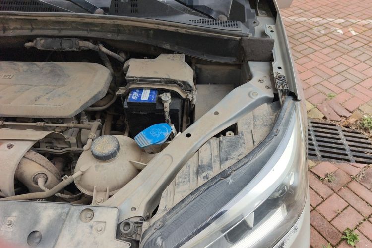 Used MG GS 2015 2.0TGI TST Luxury Edition Engine Bay Left