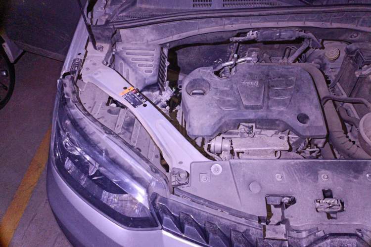 Used MG GS 2015 1.5TGI Manual Elite Edition Engine Bay Right