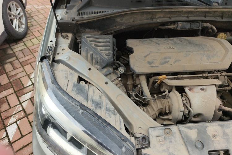 Used MG GS 2015 2.0TGI TST Luxury Edition Engine Bay Right