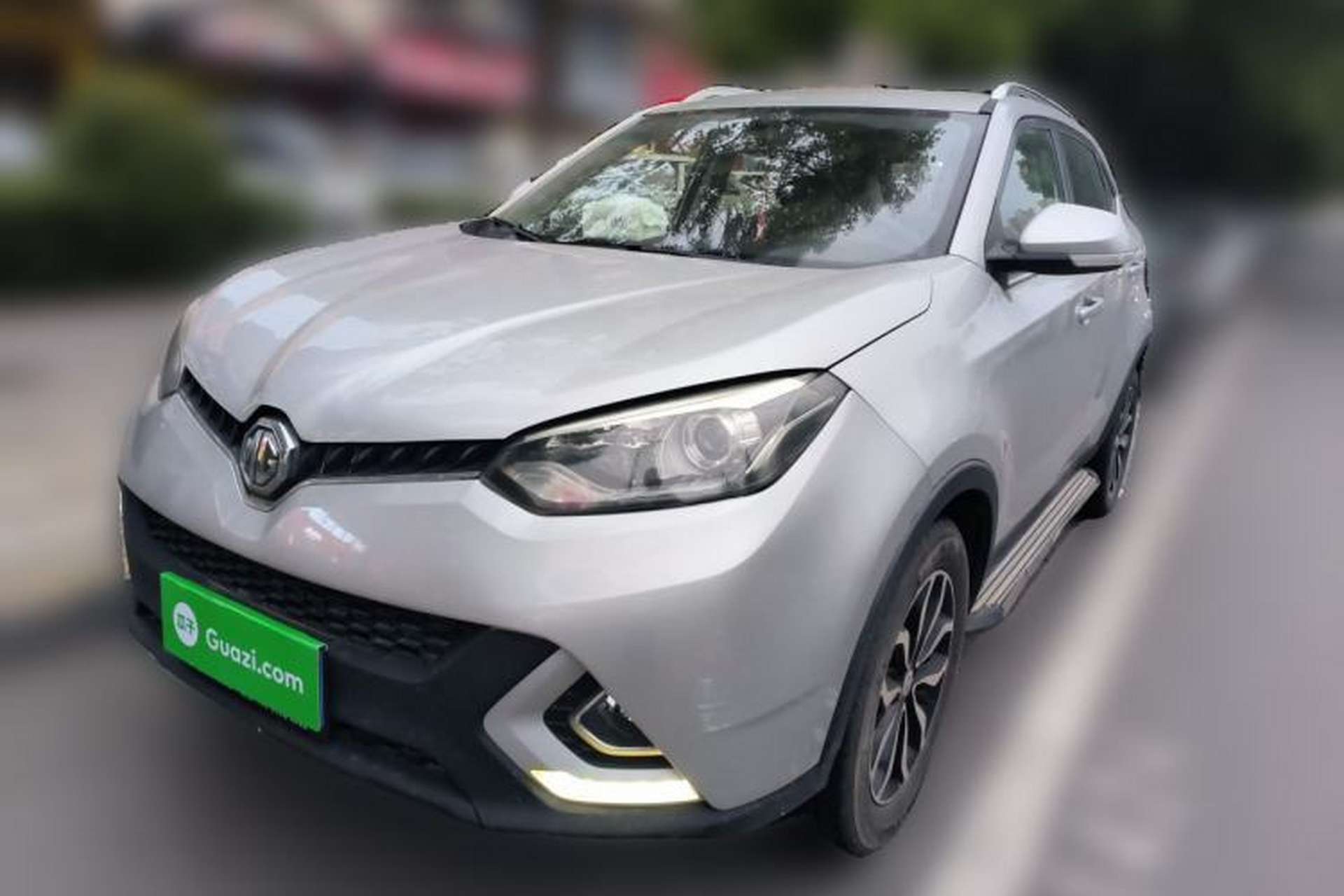 Used MG GS 2015 1.5TGI TST Luxury Edition Front Left 45 Deg