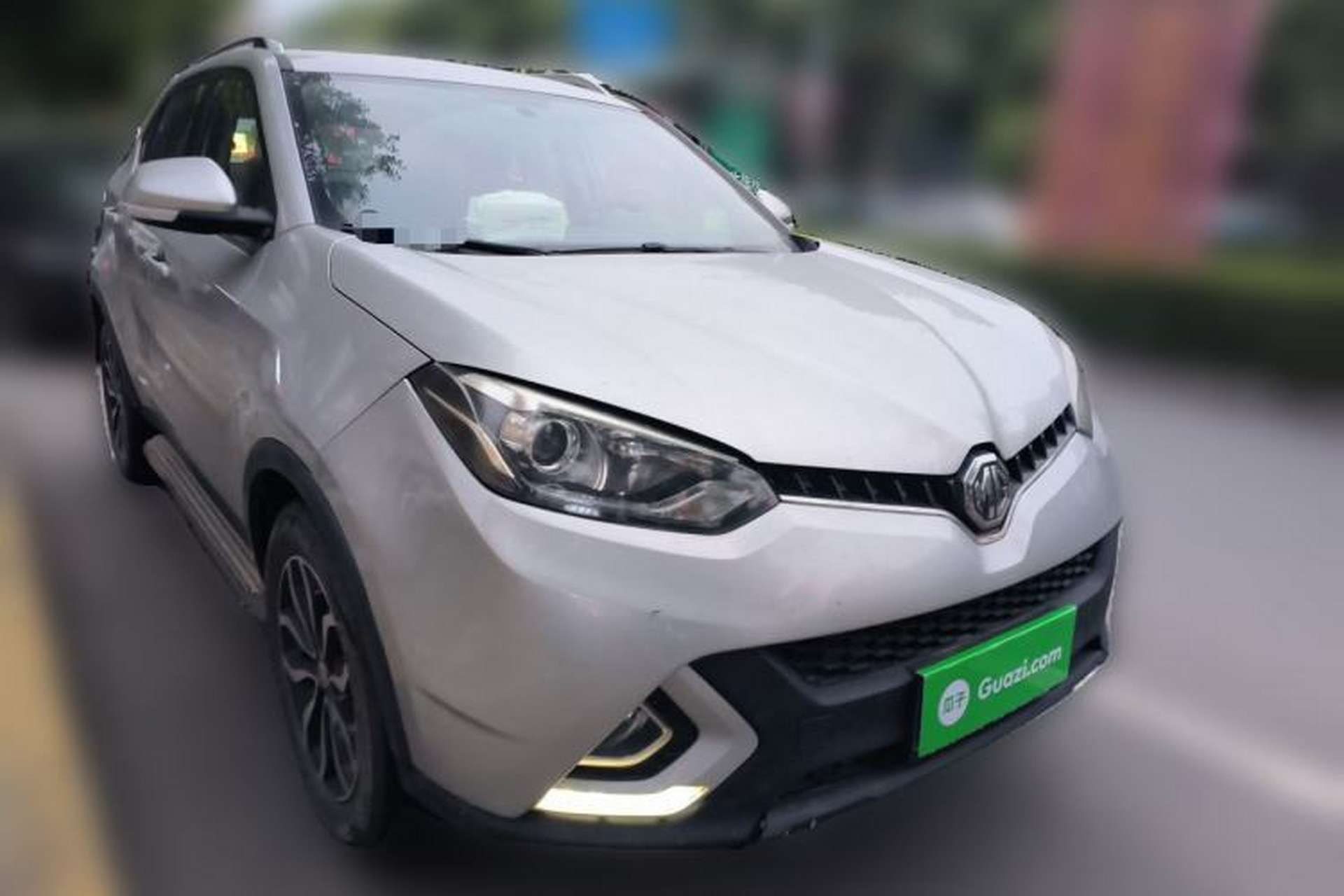 Used MG GS 2015 1.5TGI TST Luxury Edition Front Right 45 Deg