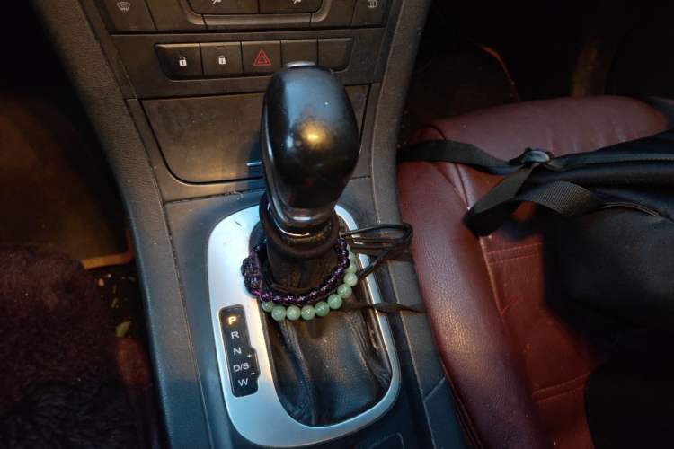 Used MG GS 2015 2.0TGI TST Luxury Edition Gear Lever