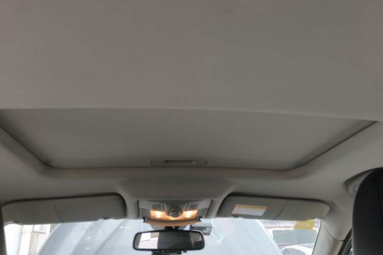 Used MG GS 2015 2.0TGI TST Four-Wheel Drive Flagship Edition Headliner
