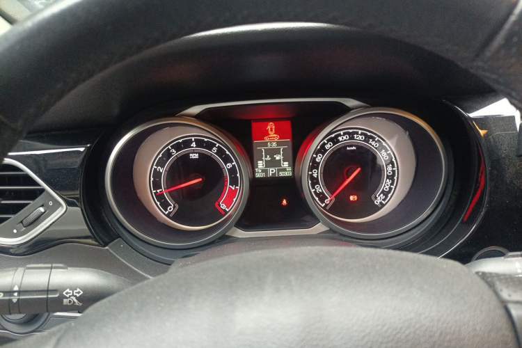 Used MG GS 2015 2.0TGI TST Luxury Edition Instrument Cluster