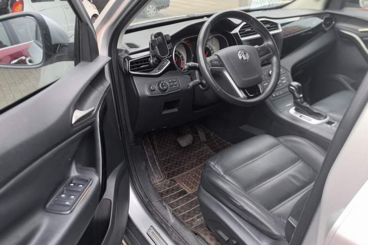 Used MG GS 2015 1.5TGI TST Luxury Edition Interior 3