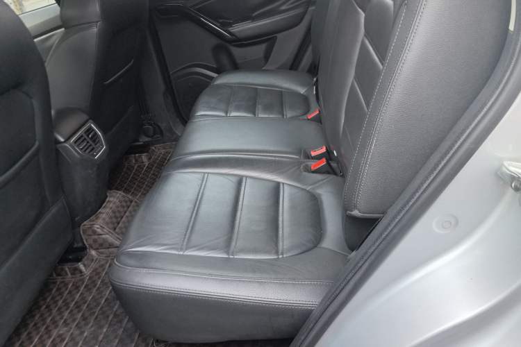 Used MG GS 2015 1.5TGI TST Luxury Edition Interior 4