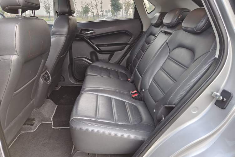 Used MG GS 2015 2.0TGI TST Four-Wheel Drive Flagship Edition Left Rear Seat