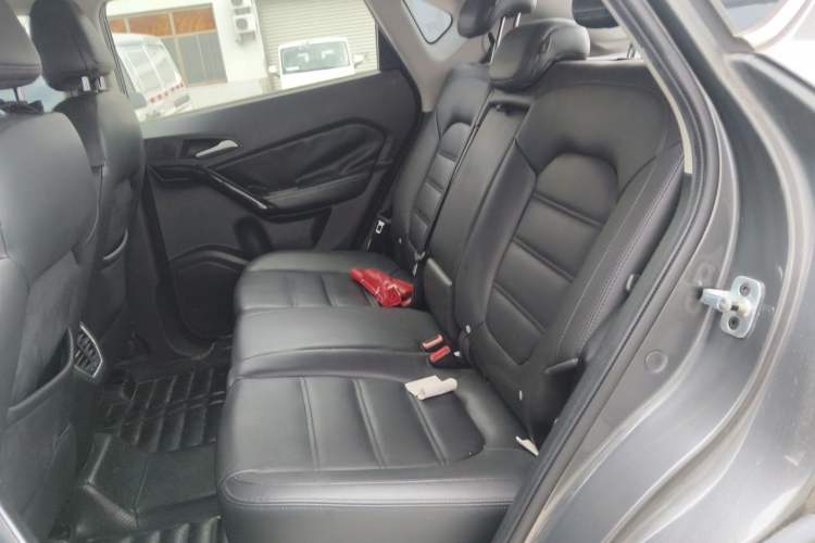 Used MG GS 2015 2.0TGI TST Four-Wheel Drive Flagship Edition Left Rear Seat