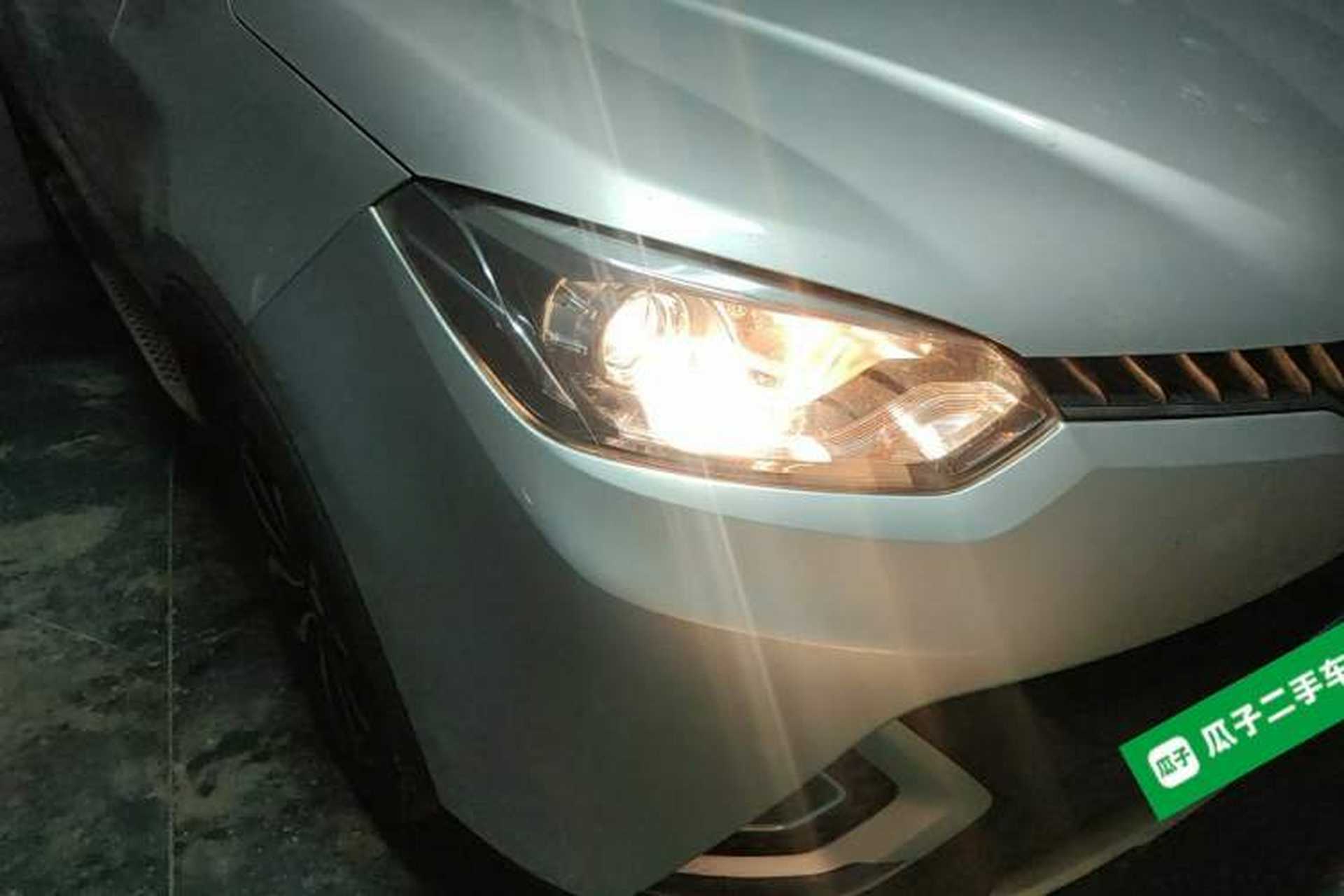 Used MG GS 2015 2.0TGI TST Luxury Edition Right Front Headlight