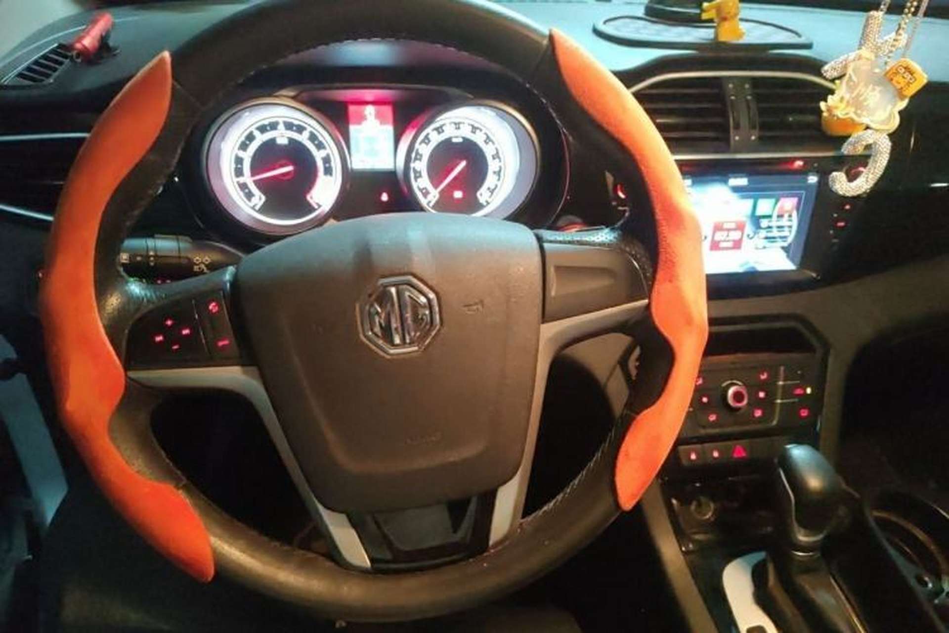 Used MG GS 2015 2.0TGI TST Luxury Edition Steering Wheel