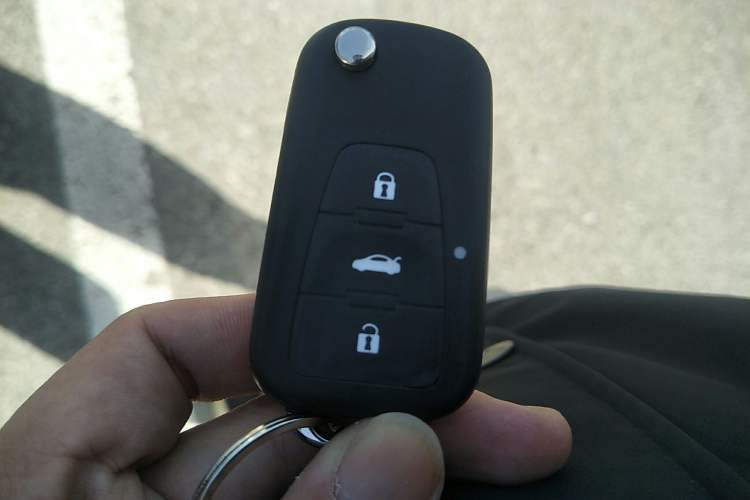 Used MG GS 2015 2.0TGI TST Luxury Edition Vehicle Key