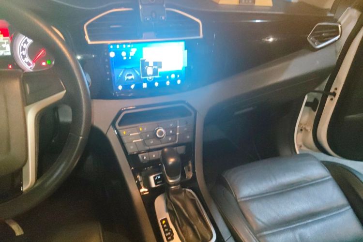Used MG GS 2015 1.5TGI TST Luxury Edition Audio And AC Panel
