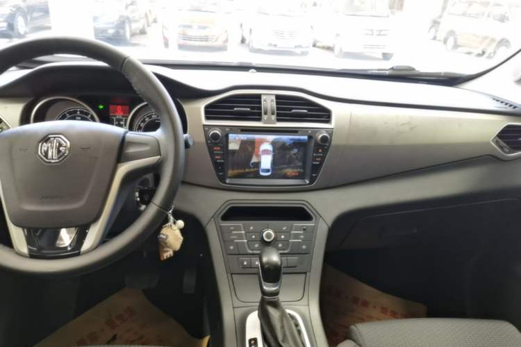 Used MG GS 2015 1.5TGI TST Elite Edition Audio And AC Panel