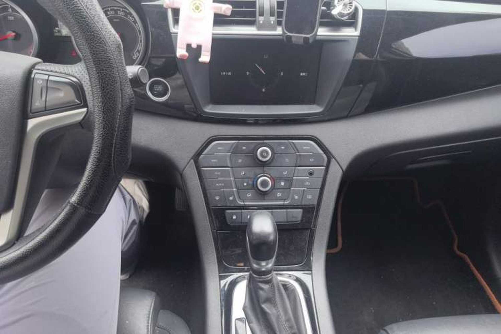 Used MG GS 2015 1.5TGI TST Luxury Edition Audio And AC Panel