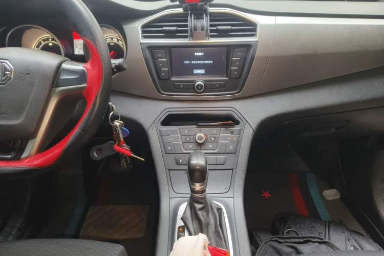 Used MG GS 2015 1.5TGI TST Elite Edition Audio And AC Panel