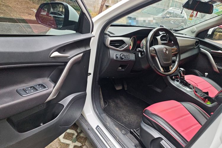 Used MG GS 2015 1.5TGI TST Elite Edition Driver Seat