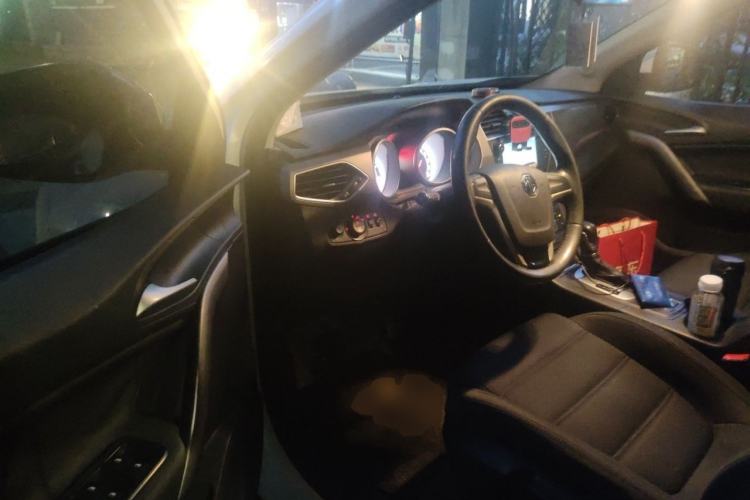 Used MG GS 2015 1.5TGI TST Elite Edition Driver Seat