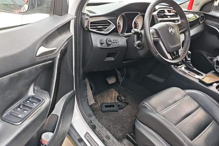 Used MG GS 2015 1.5TGI TST Luxury Edition Driver Seat
