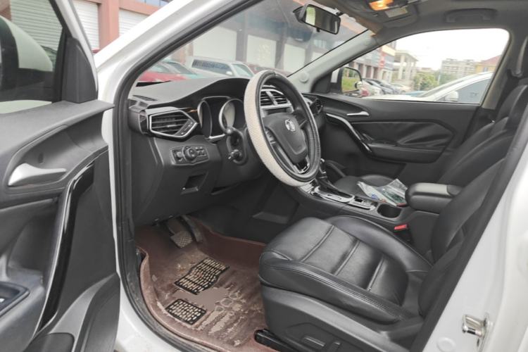 Used MG GS 2015 1.5TGI TST Luxury Edition Driver Seat