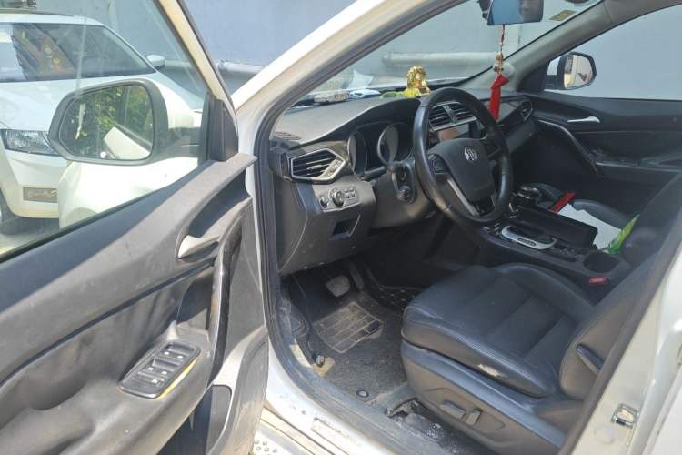 Used MG GS 2015 1.5TGI TST Luxury Edition Driver Seat