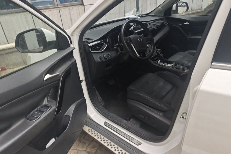 Used MG GS 2015 1.5TGI TST Luxury Edition Driver Seat