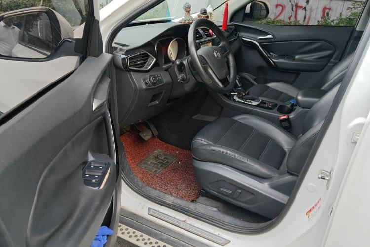 Used MG GS 2015 1.5TGI TST Luxury Edition Driver Seat