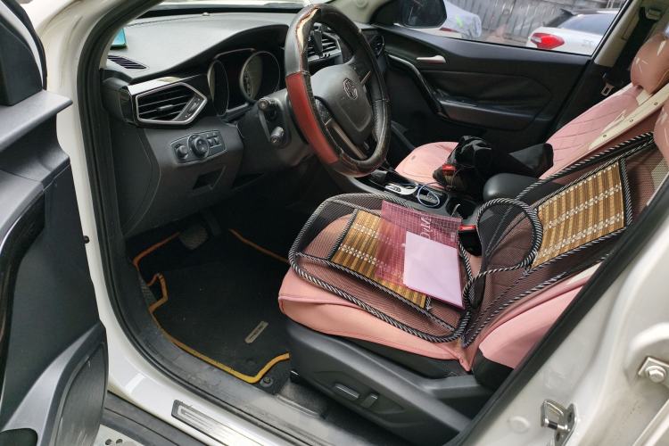 Used MG GS 2015 1.5TGI TST Luxury Edition Driver Seat