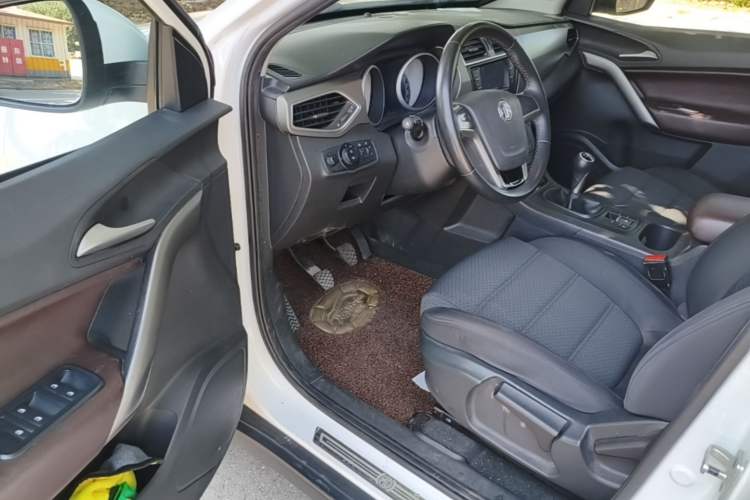 Used MG GS 2015 1.5TGI Manual Elite Edition Driver Seat