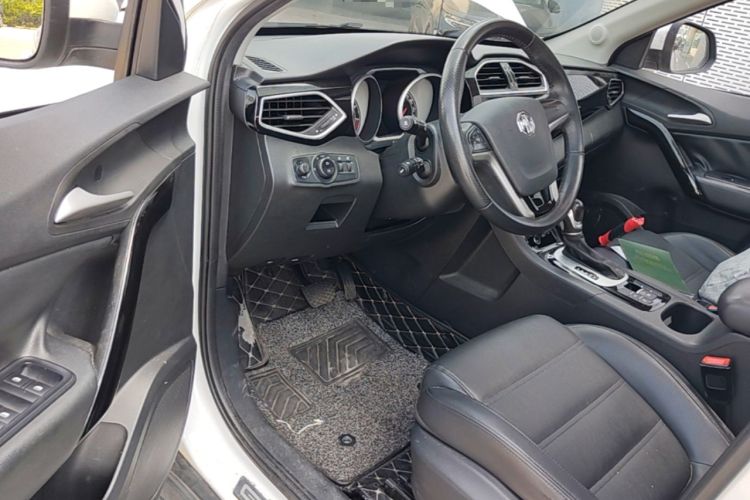 Used MG GS 2015 1.5TGI TST Luxury Edition Driver Seat