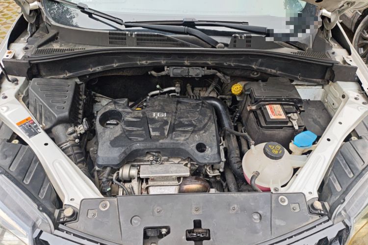 Used MG GS 2015 1.5TGI TST Elite Edition Engine Bay